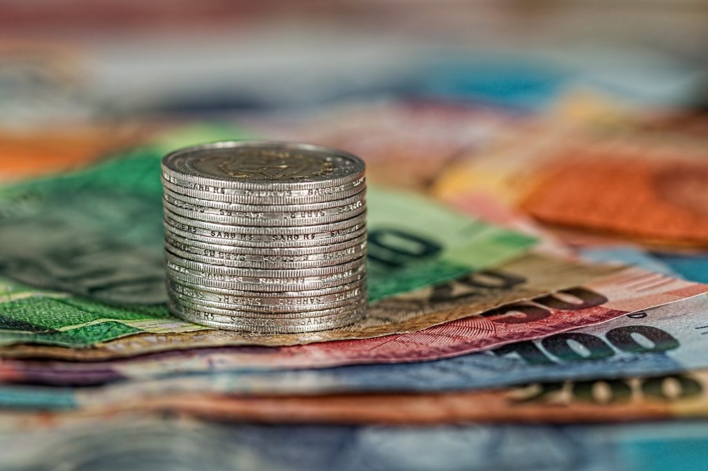 Venezuela incrementa el salario mínimo de 1,6 dólares a 28,9