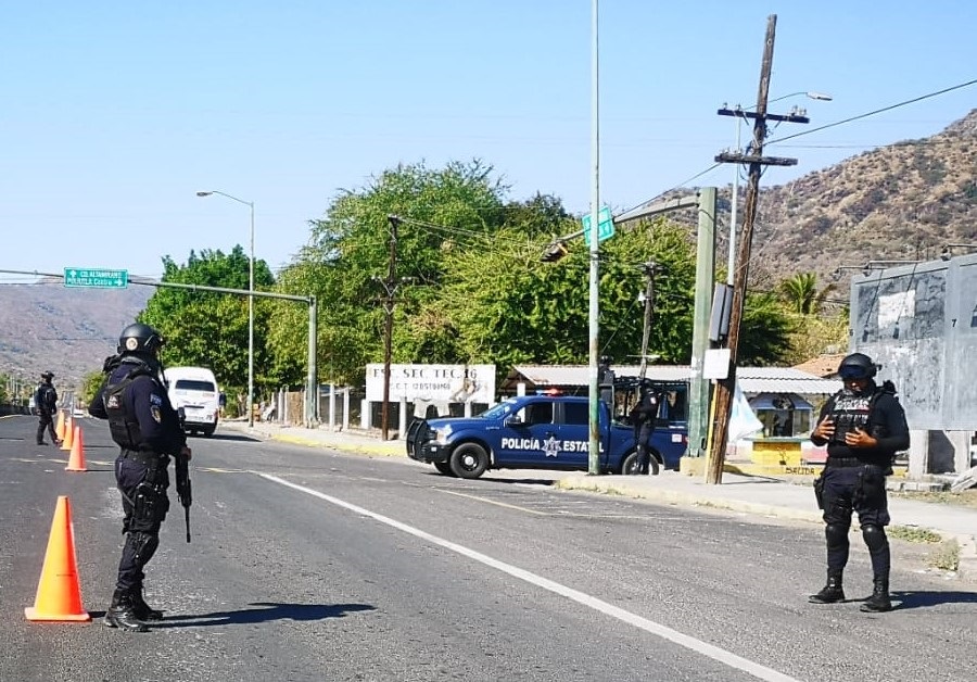 17 muertos en México en ataques atribuidos al Cártel Jalisco Nueva Generación tras incursión policial en la zona