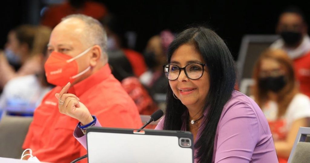 Régimen de Maduro pide diálogo entre Ucrania y Rusia, asegura Delcy Rodríguez