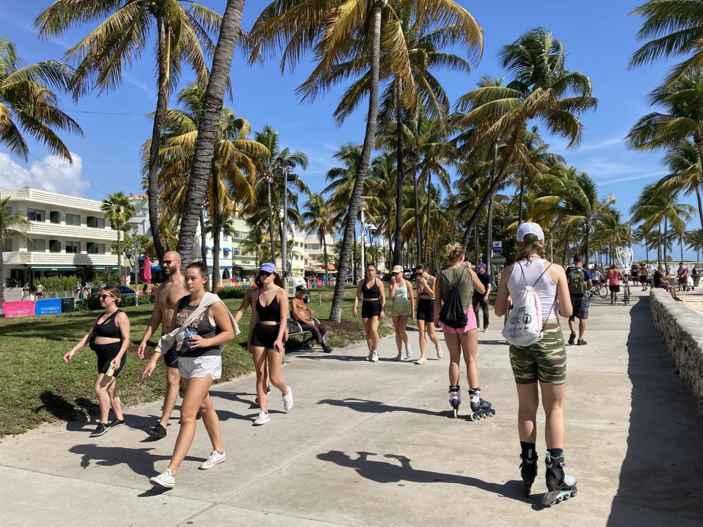 Miami Beach declaró estado de emergencia para contener violencia del pasado fin de semana