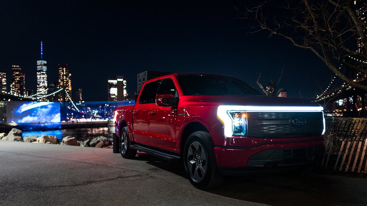 (+Video) Comenzó la producción en masa de la camioneta eléctrica F-150 Lightning de Ford