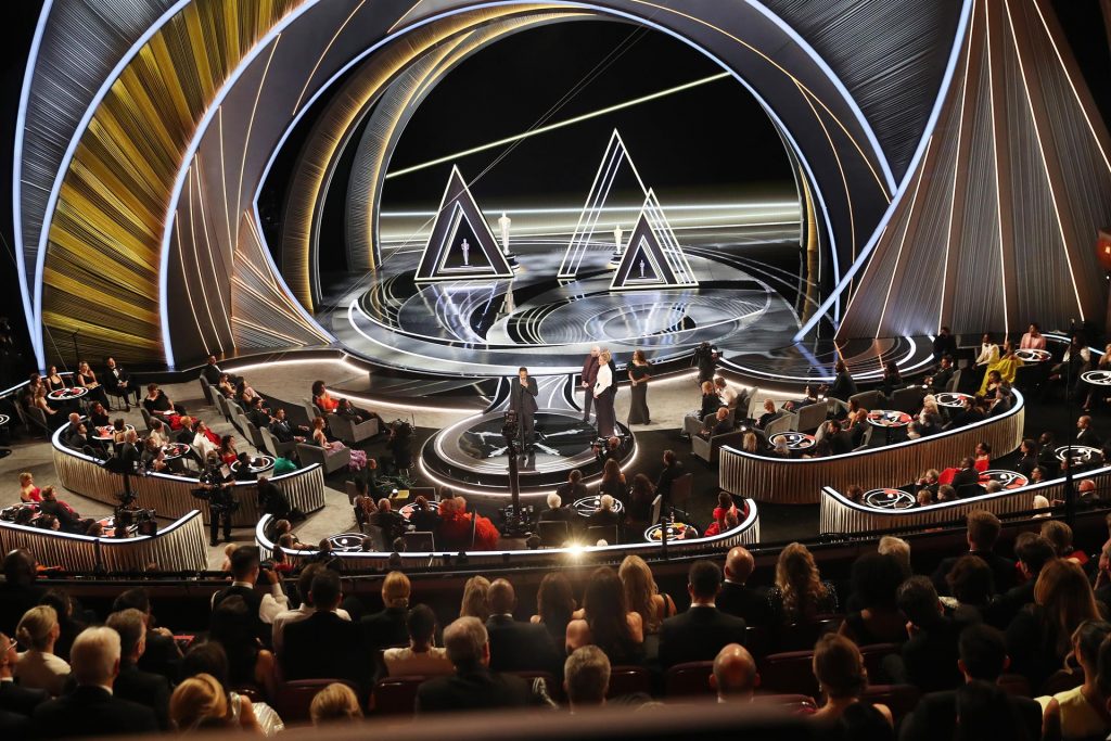 Academia de Hollywood aceptó la "renuncia inmediata" de Will Smith y continua proceso disciplinario