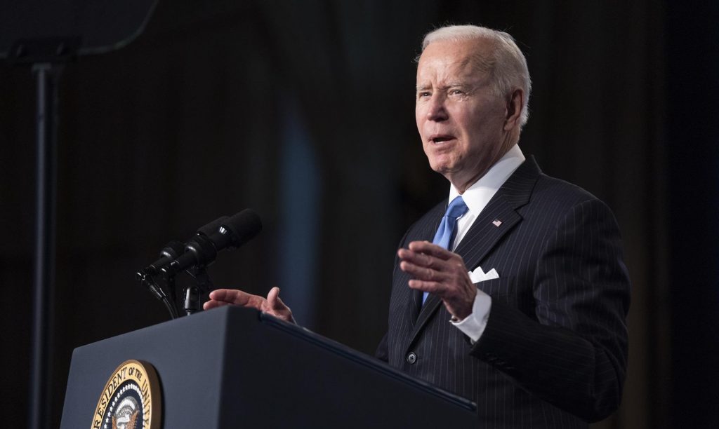 Biden propone dar nuevo enfoque al tema migratorio con miras a la Cumbre de las Américas