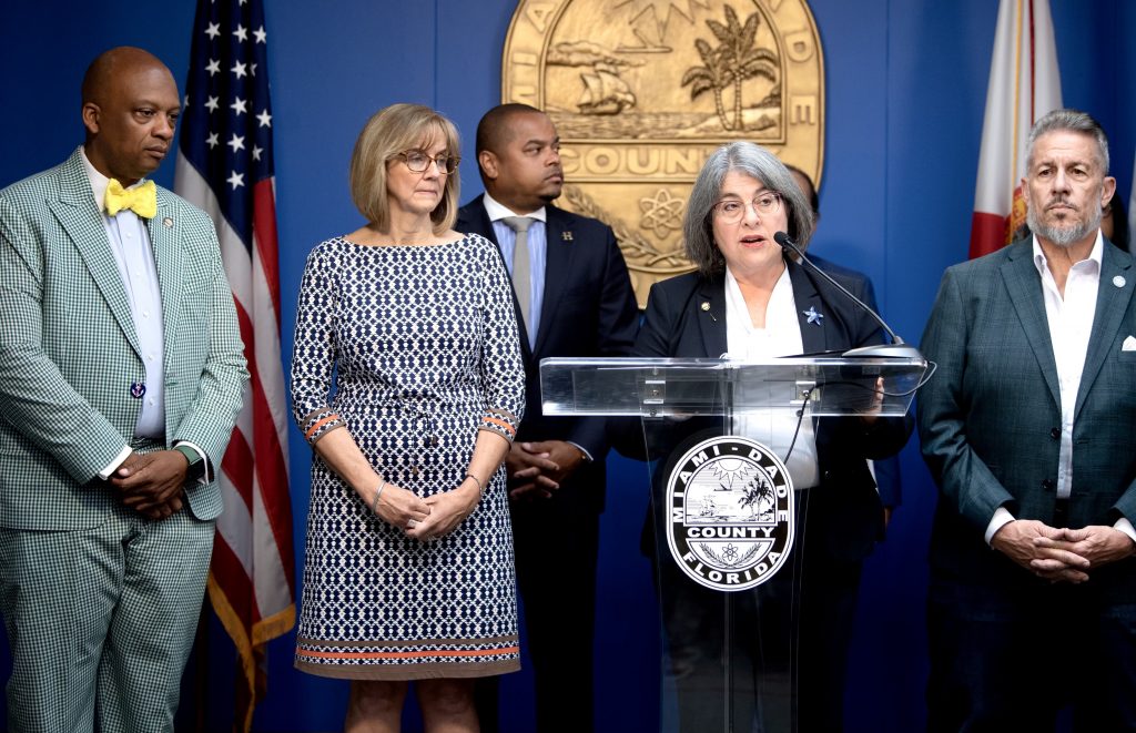 Alacaldesa de Miami-Dade declaró emergencia por crisis de la vivienda