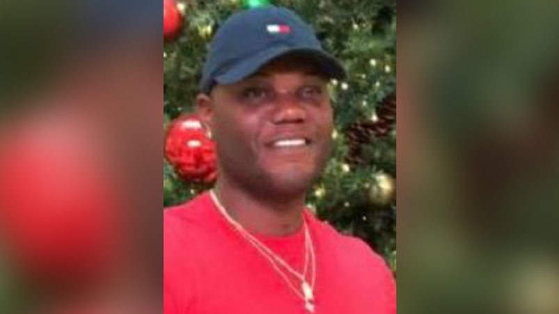 Murió hombre que fue hallado con quemaduras severas en una intersección de Orlando