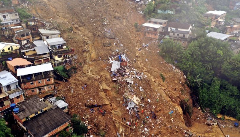 LLuvias dejan 18 muertos en Río de Janeiro