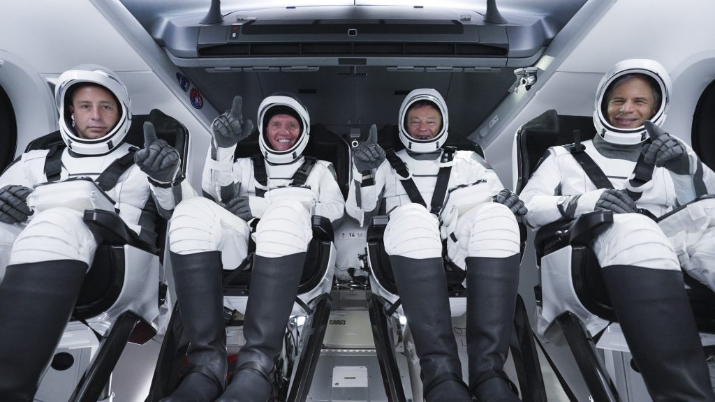 Ya despegó la primera misión privada a la EEI a cargo de SpaceX