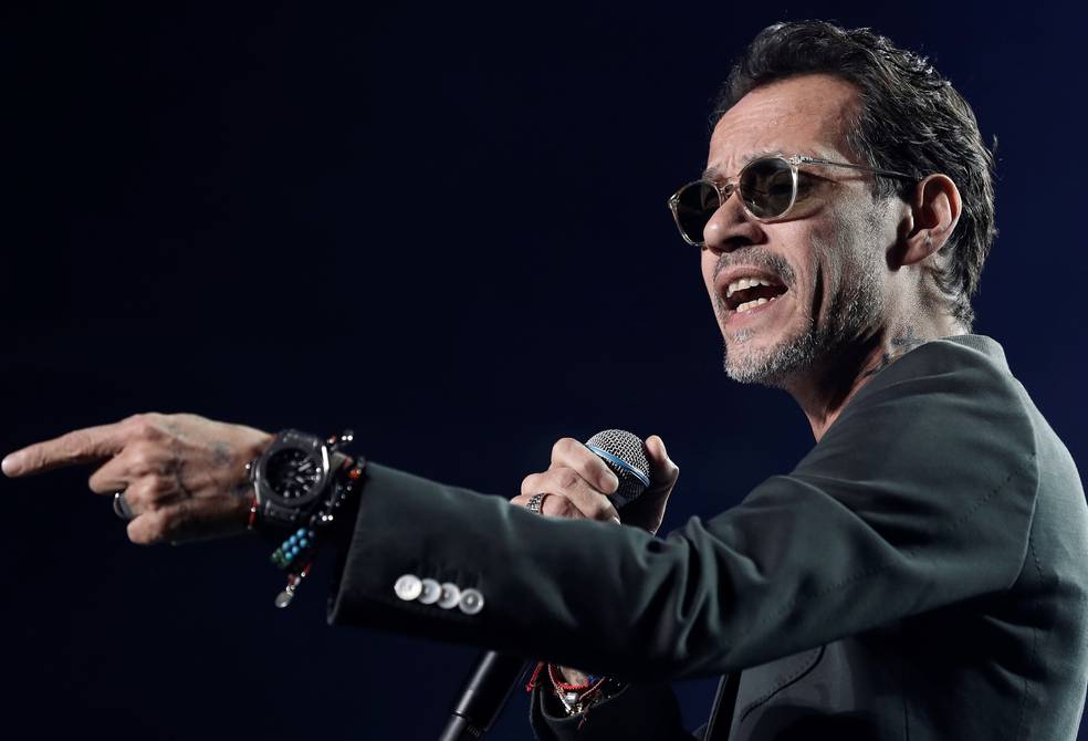 Marc Anthony suspende concierto en Panamá por un "accidente"
