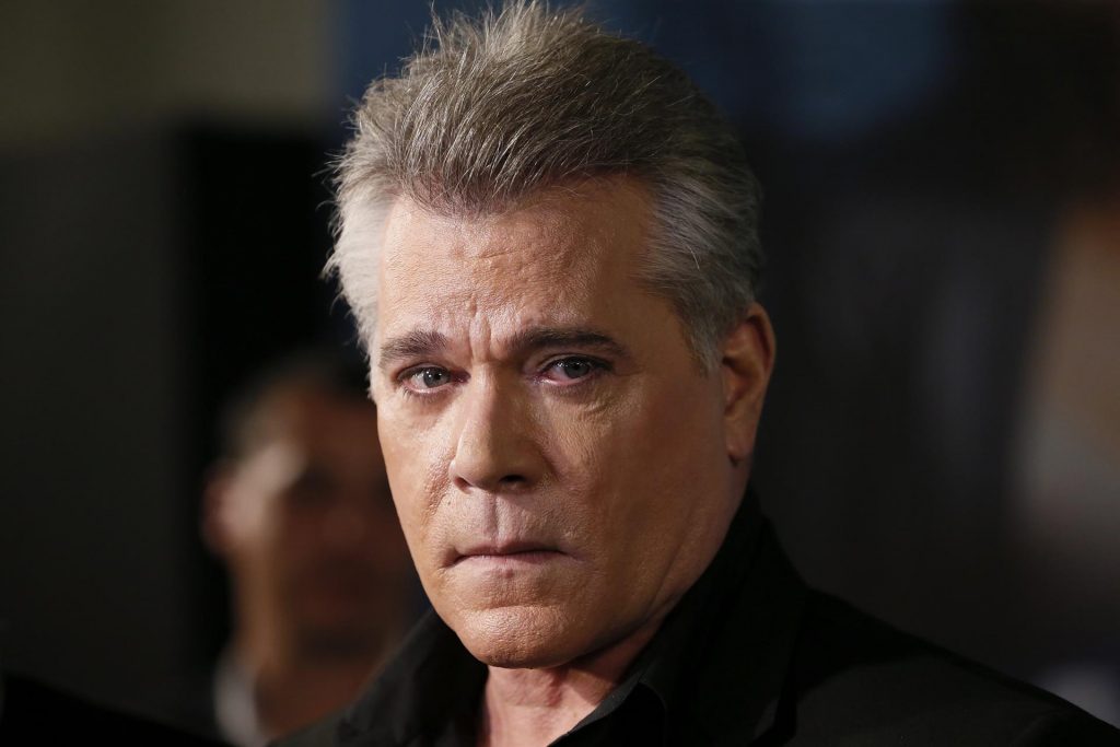 Sospechan que Ray Liotta murió mientras dormía