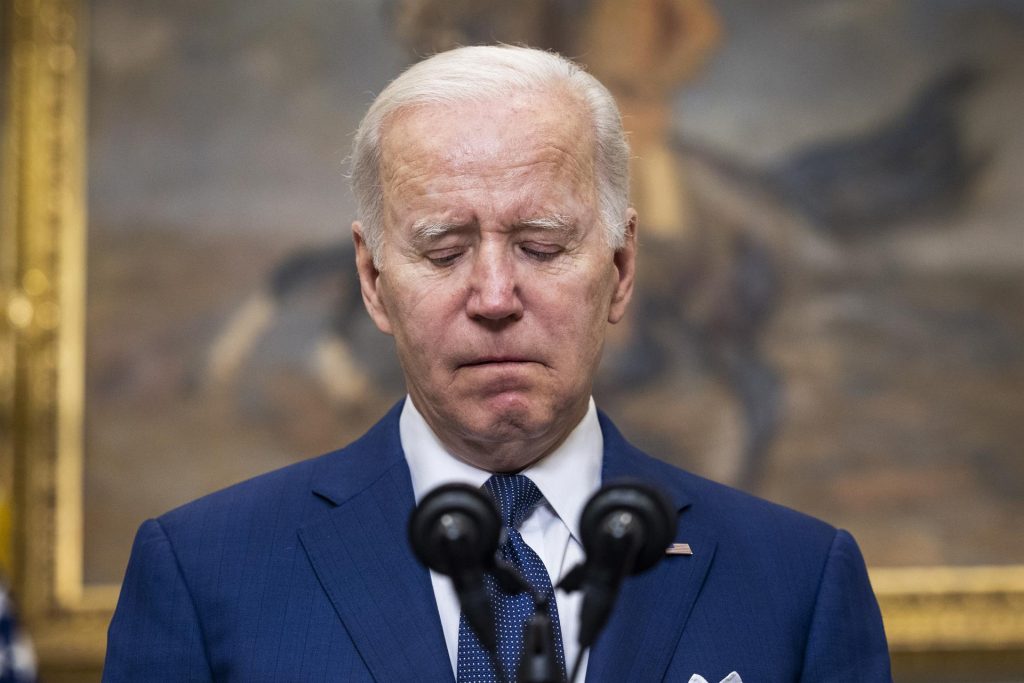 ¿Cuándo nos plantaremos ante el lobby de las armas?, Biden consternado ante el país