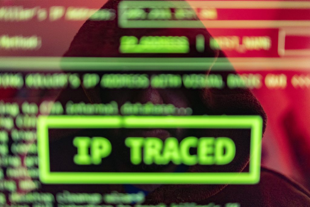 El FBI alerta que miles de credenciales de redes educativas están a la venta en la darknet