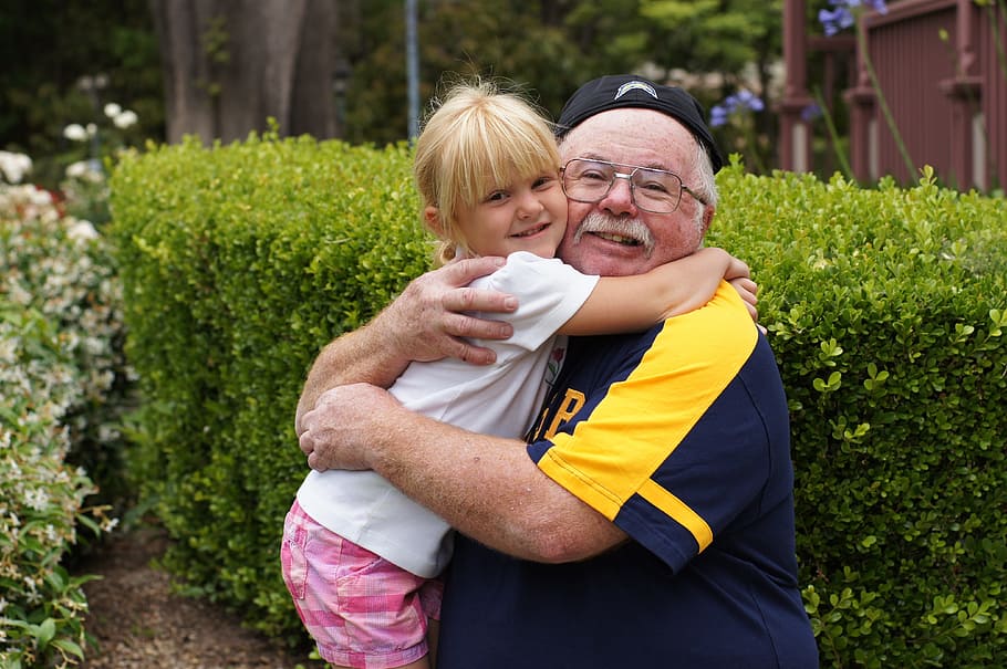 Crece el número de niños que son criados por sus abuelos en Florida