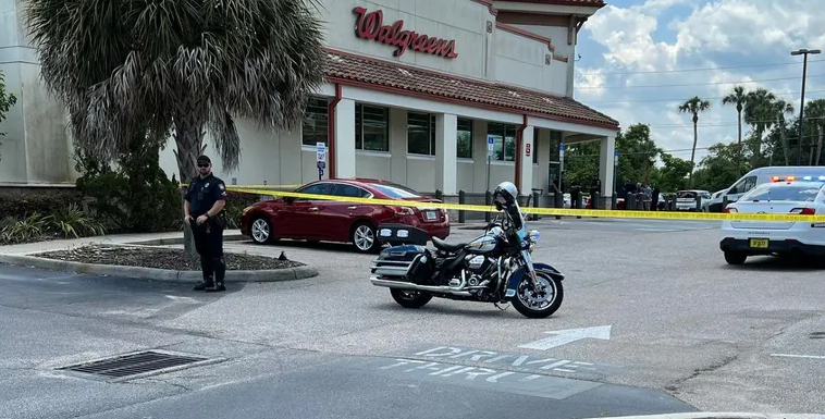 Buscan a sospechoso luego de que una mujer fuese hallada muerta dentro de su auto en DeLand