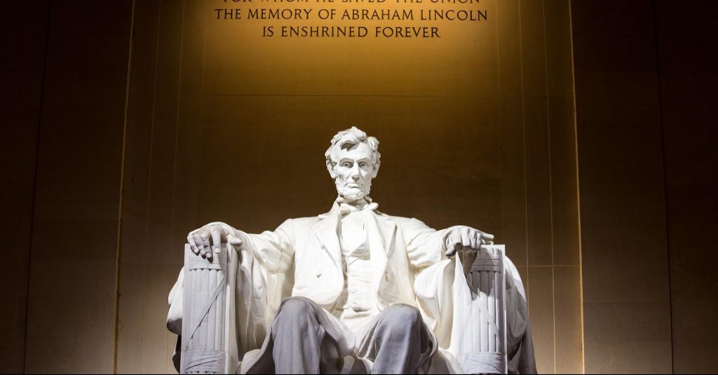 Hace 100 años se inauguró el monumento de Abraham Lincoln en Washington