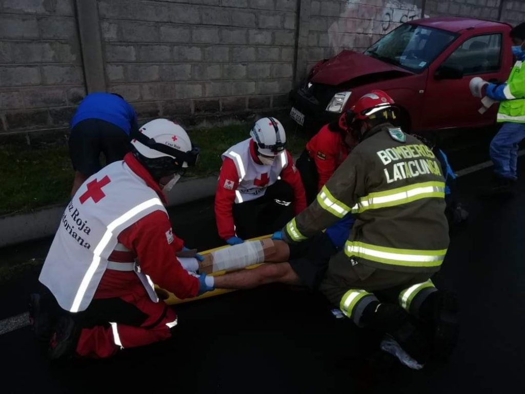 Atropellamiento masivo en Ecuador deja al menos un muerto y 15 heridos
