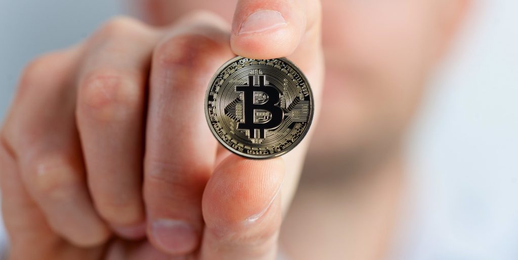 El bitcóin cae por debajo de los 20.000 dólares