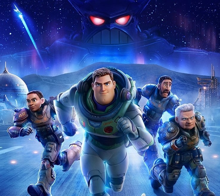 EAU prohíbe el estreno de Lightyear tras la polémica por la inclusión de un beso homosexual