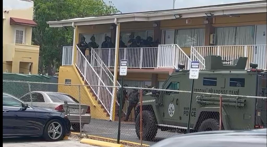 Policía de Miami-Dade detuvo al presunto asesino de Maurice Wright su propio hijo