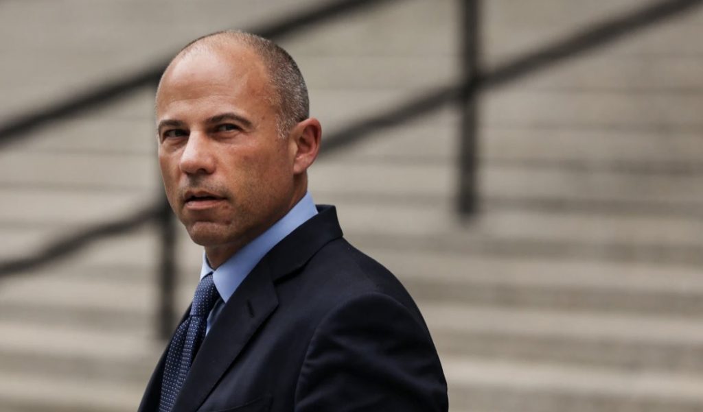 Michael Avenatti, el abogado que se enfrentó a Trump se declaró culpable de fraude en EEUU