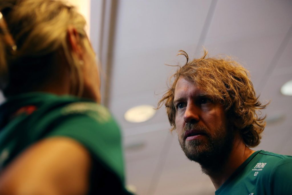 El mensaje de la camiseta que Vettel usó este sábado en Azerbaiyán