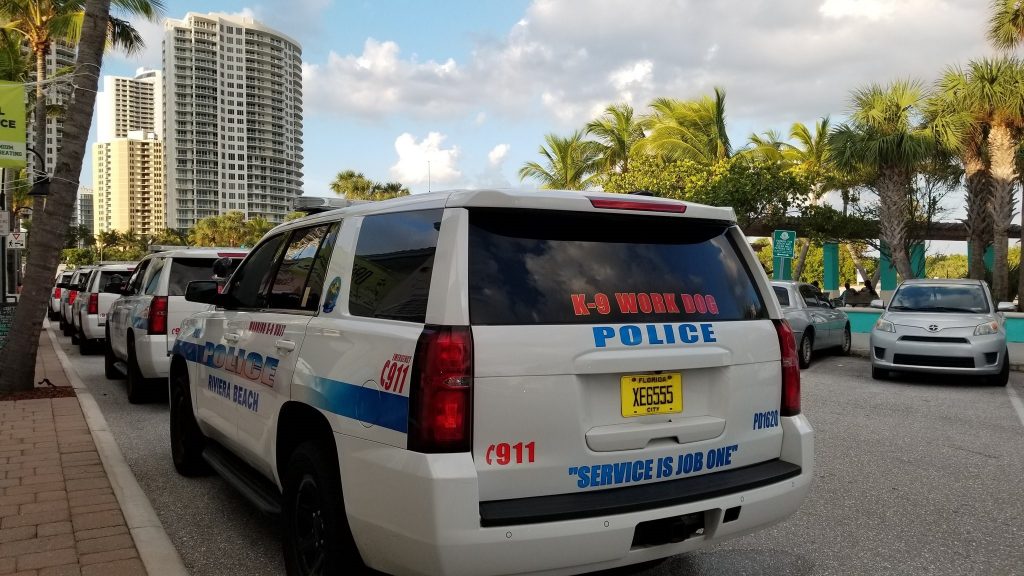 Niño de 8 mató a una niña de un año e hiere a otra con la pistola de su padre en Florida