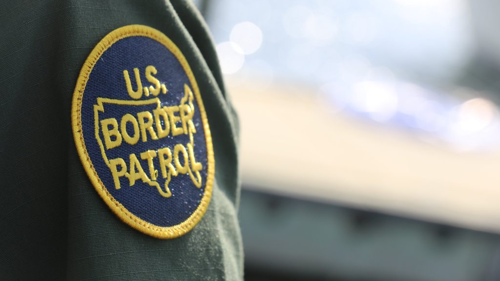 Muere a puñaladas mexicano tras incidente con agente fronterizo de EEUU
