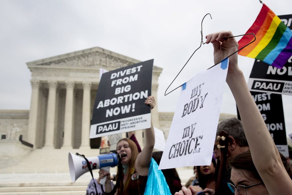 Nueva York quiere introducir el derecho al aborto en su constitución estatal