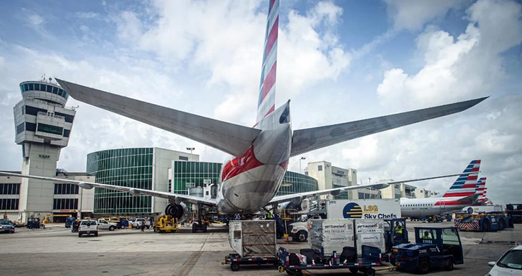 Aeropuerto de Miami alcanza récord de pasajeros y carga en lo que va del año