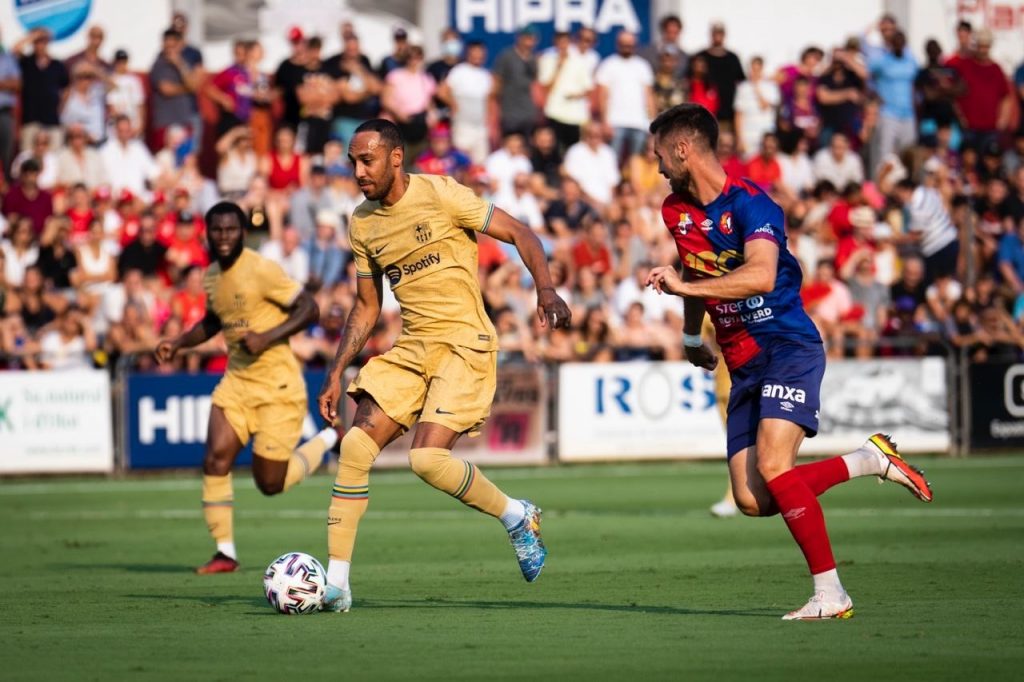 El Barça abre su pretemporada con empate ante el Olot