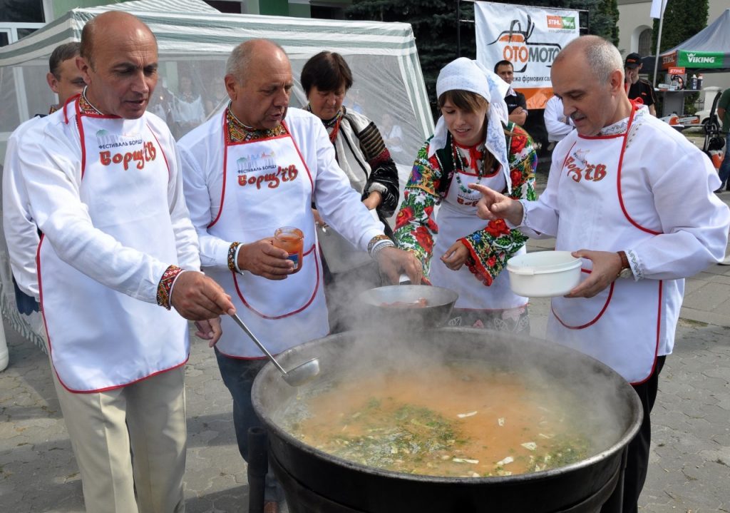 Sopa ucraniana borsch ahora es Patrimonio Cultural de la Unesco, aunque Rusia dice que es suya