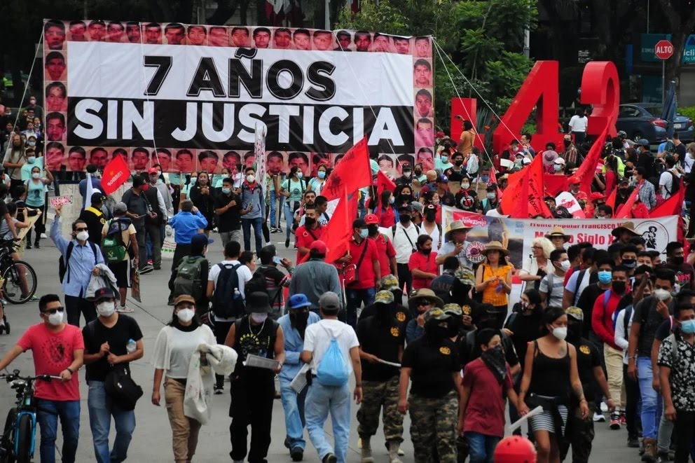 Juez ordenó detención de exjefe de la unidad antisecuestro de México por el caso Ayotzinapa