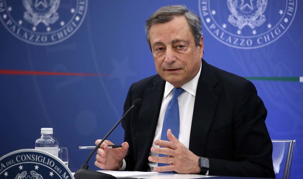 Tras la dimisión del primer ministro Draghi, presidente de Italia disolvió el Parlamento