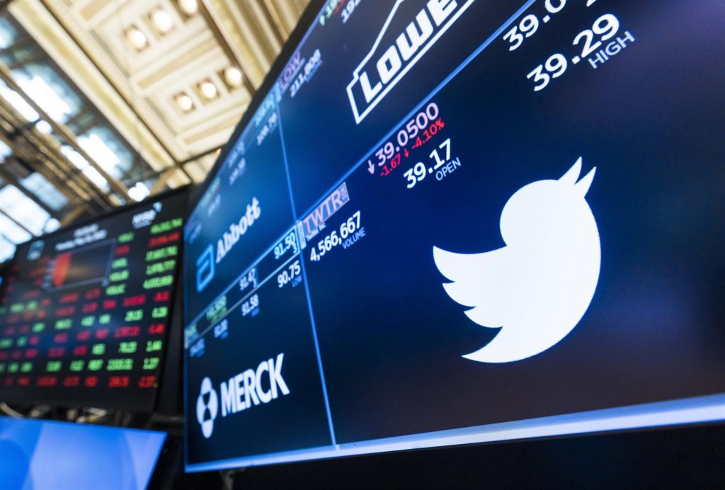 Tribunal accede a solicitud de Twitter y anunció juicio contra Musk por vía rápida en octubre