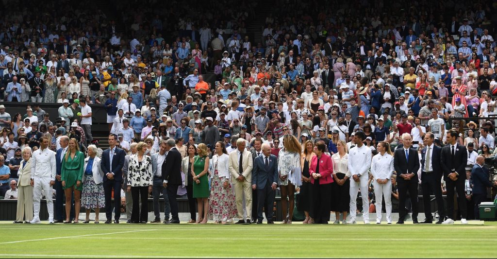 Estrellas del tenis celebraron en Wimbledon el centenario de la Catedral