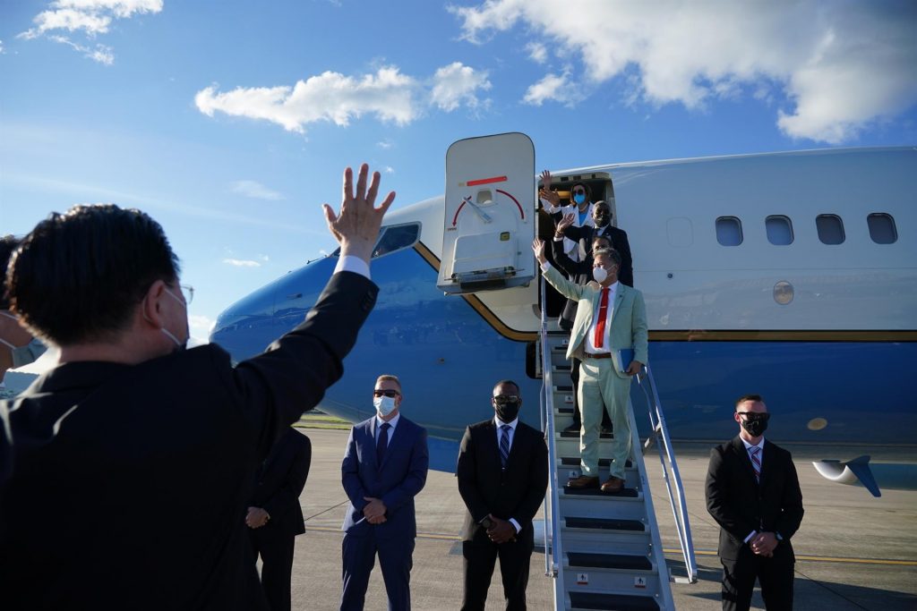 China tomará las medidas "que tengan que ser" tras la visita de Pelosi a Taiwán