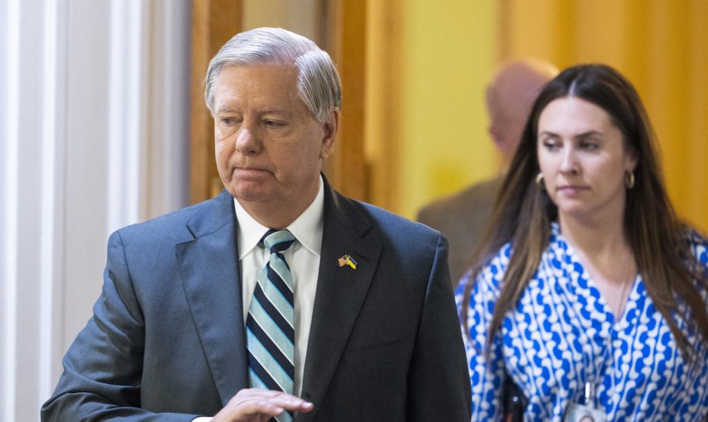 Lindsey Graham tendrá que declarar sobre el presunto intento de Trump de invalidar las elecciones