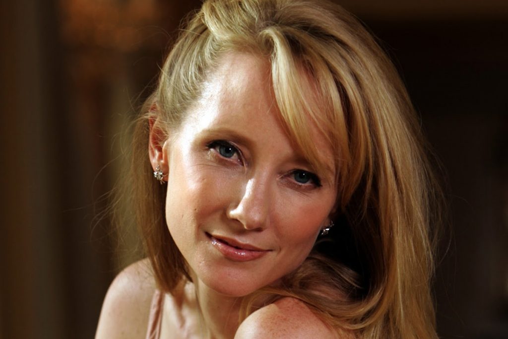 Se agrava la condición de Anne Heche tras el accidente de tránsito ahora está en coma