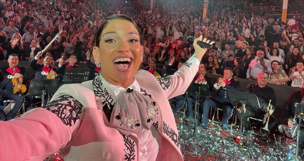 Natalia Jiménez hará "una recapitulación" de su carrera en gira con sorpresas