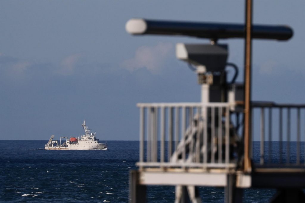 Taiwán denuncia bloqueo marítimo y aéreo tras maniobras militares de China con fuego real