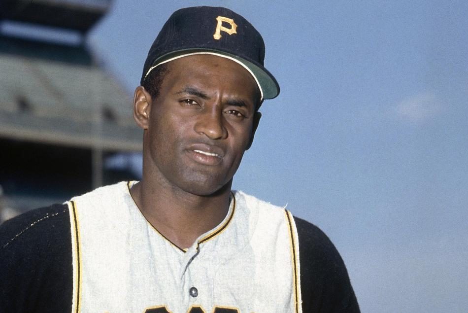 Puerto Rico declaró prócer al fallecido pelotero Roberto Clemente