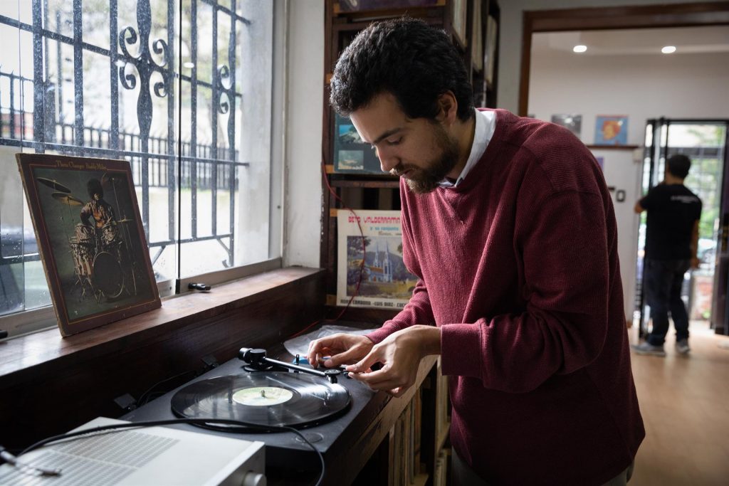 Discos de vinilo se convierten en una tendencia en Venezuela