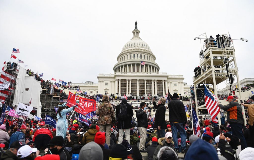 Detenidos 5 milicianos de B Squad por su participación en el asalto al Capitolio de EEUU