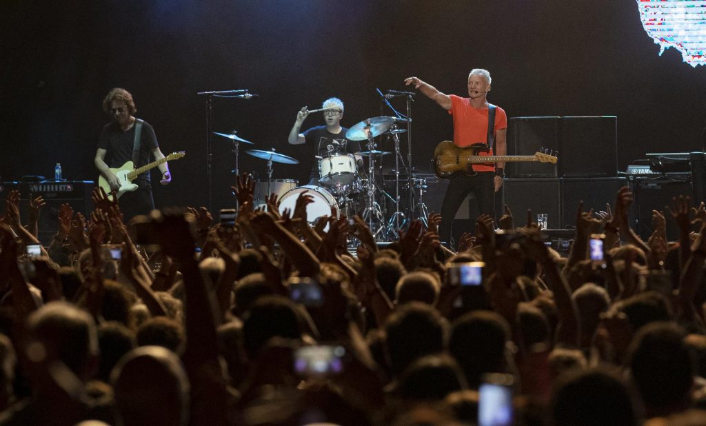 Sting inició gira por España ante unas 15 mil personas en Murcia