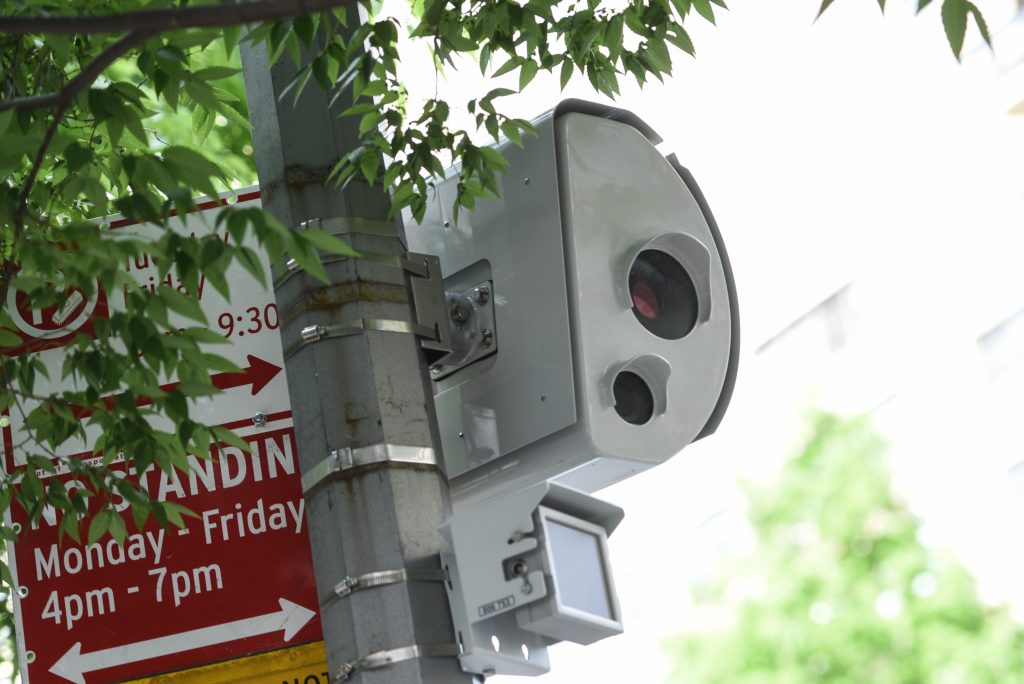 Desde este lunes, los radares de control de velocidad estarán encendidos las 24 horas del día en Nueva York