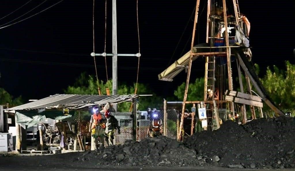 6 meses podría tardar Protección Civil de México en rescate de los 10 mineros atrapados