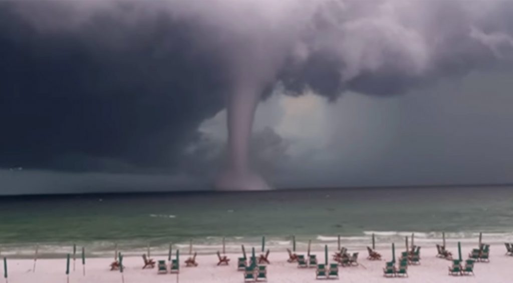 Impresionante tromba marina en Florida