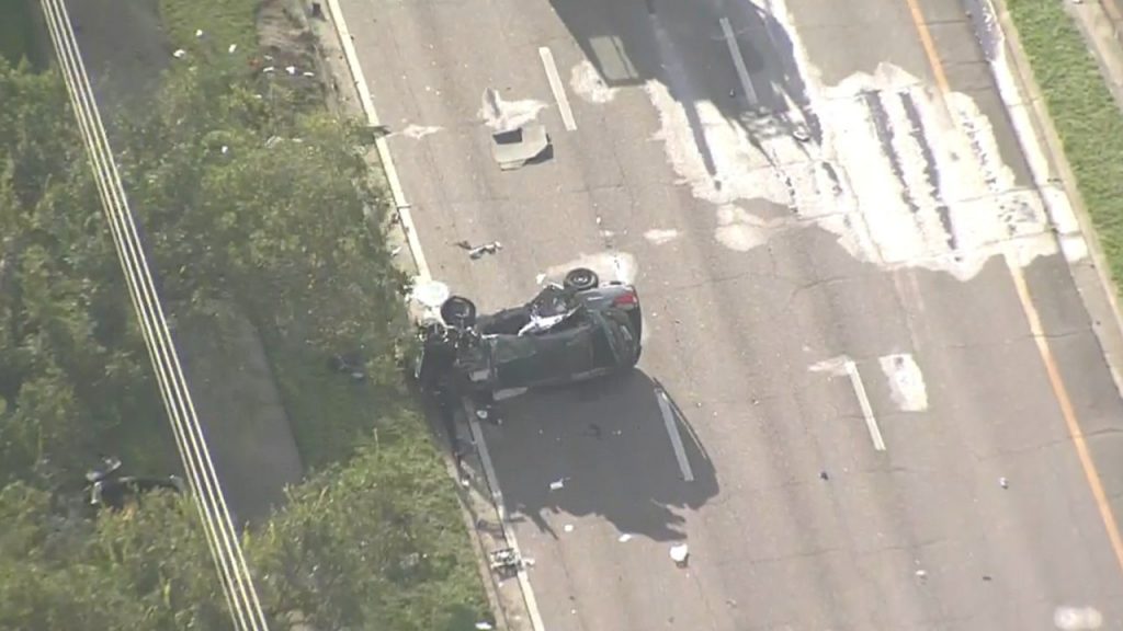 Vuelco fatal obliga a cerrar University Boulevard en la SR-417 del condado de Orange