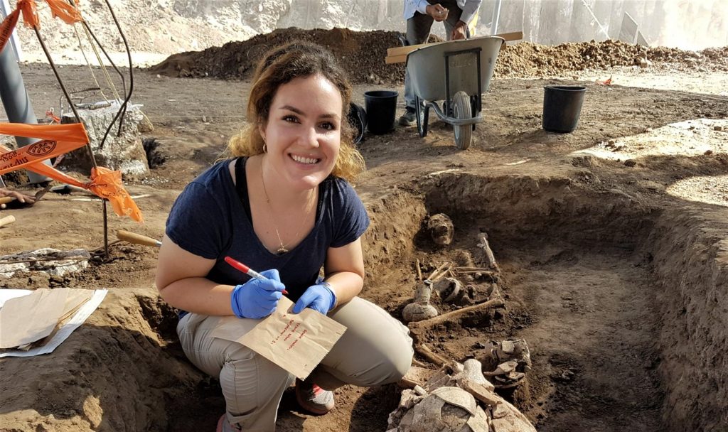 Arqueólogos hallan en Israel la primera prueba del uso de opio en el mundo