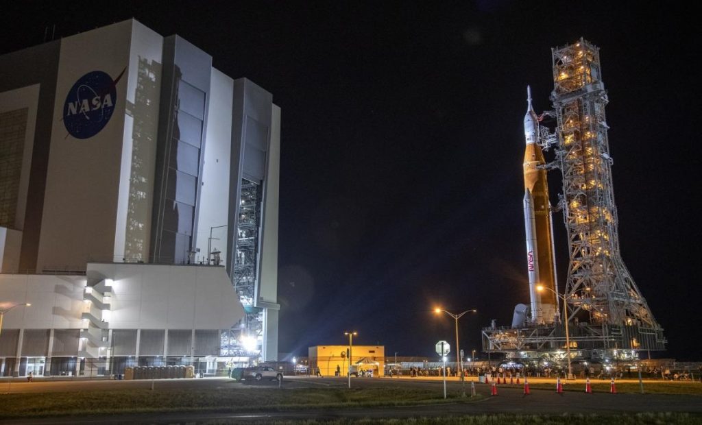 La NASA probará "reparaciones" al cohete SLS antes del despegue de Artemis I