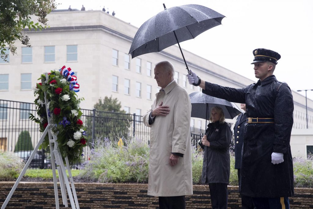 Biden recuerda a Isabel II en su discurso por el 21 aniversario del 11-S